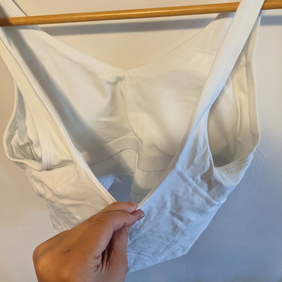 White crop tank top bralette - Picture 2 of 5